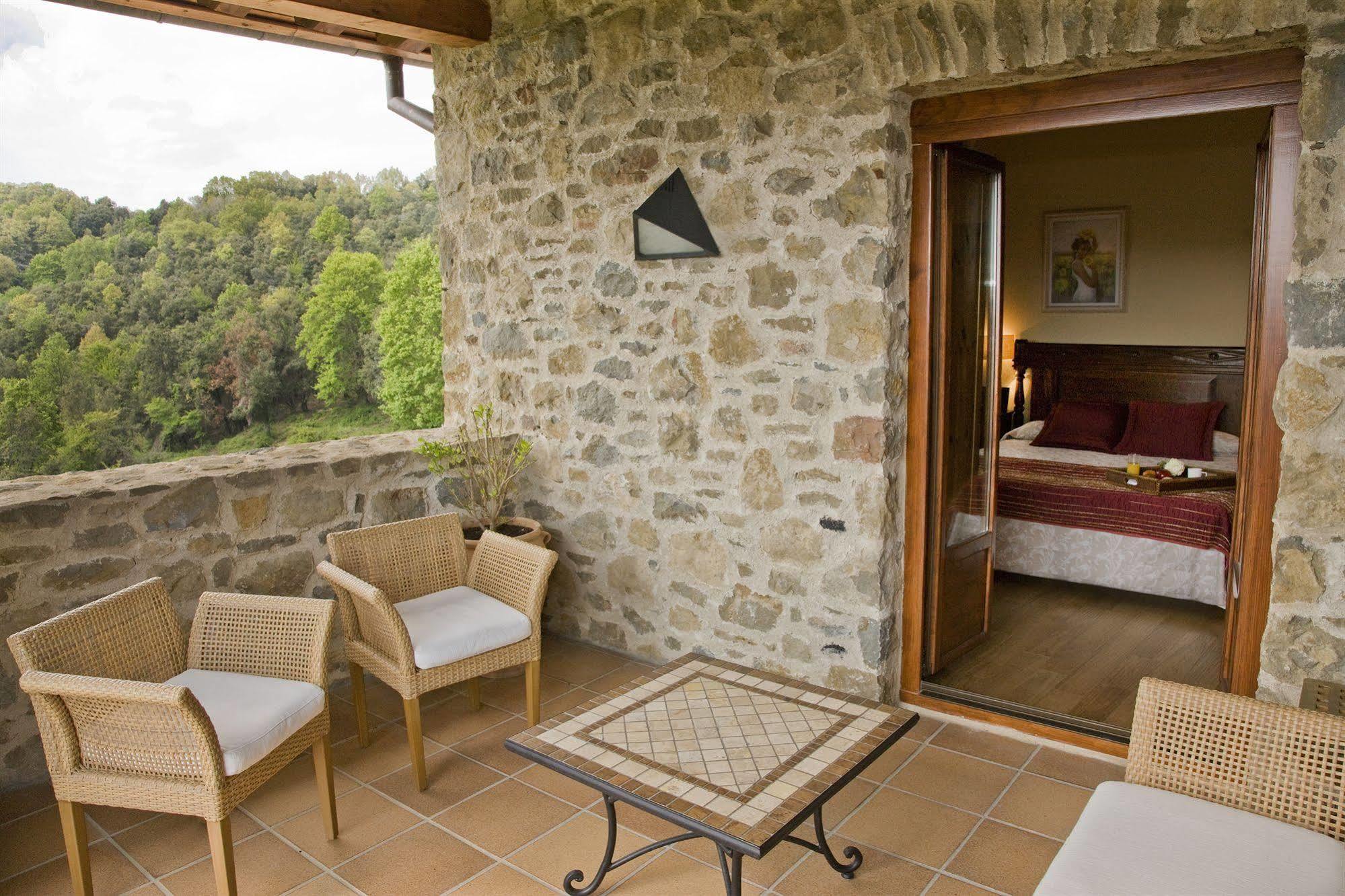 Hotel Restaurante El Ventos Sant Felíu de Pallarols Exterior foto