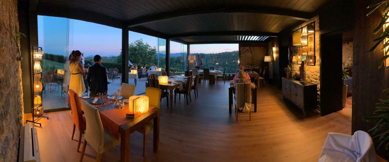 Hotel Restaurante El Ventos Sant Felíu de Pallarols Exterior foto